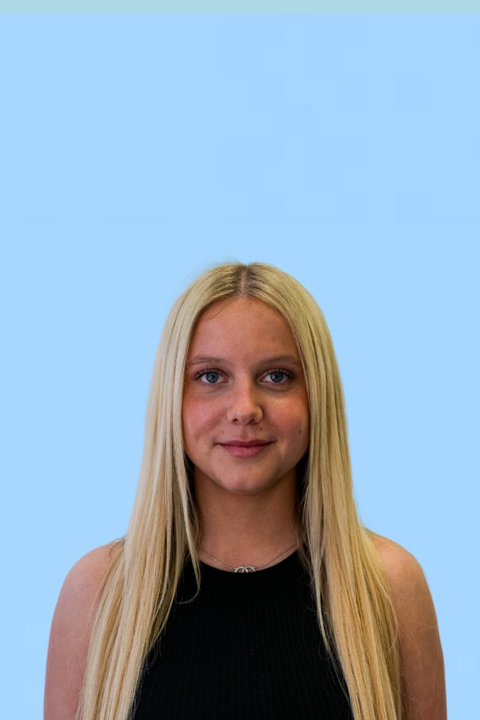 Ella-3